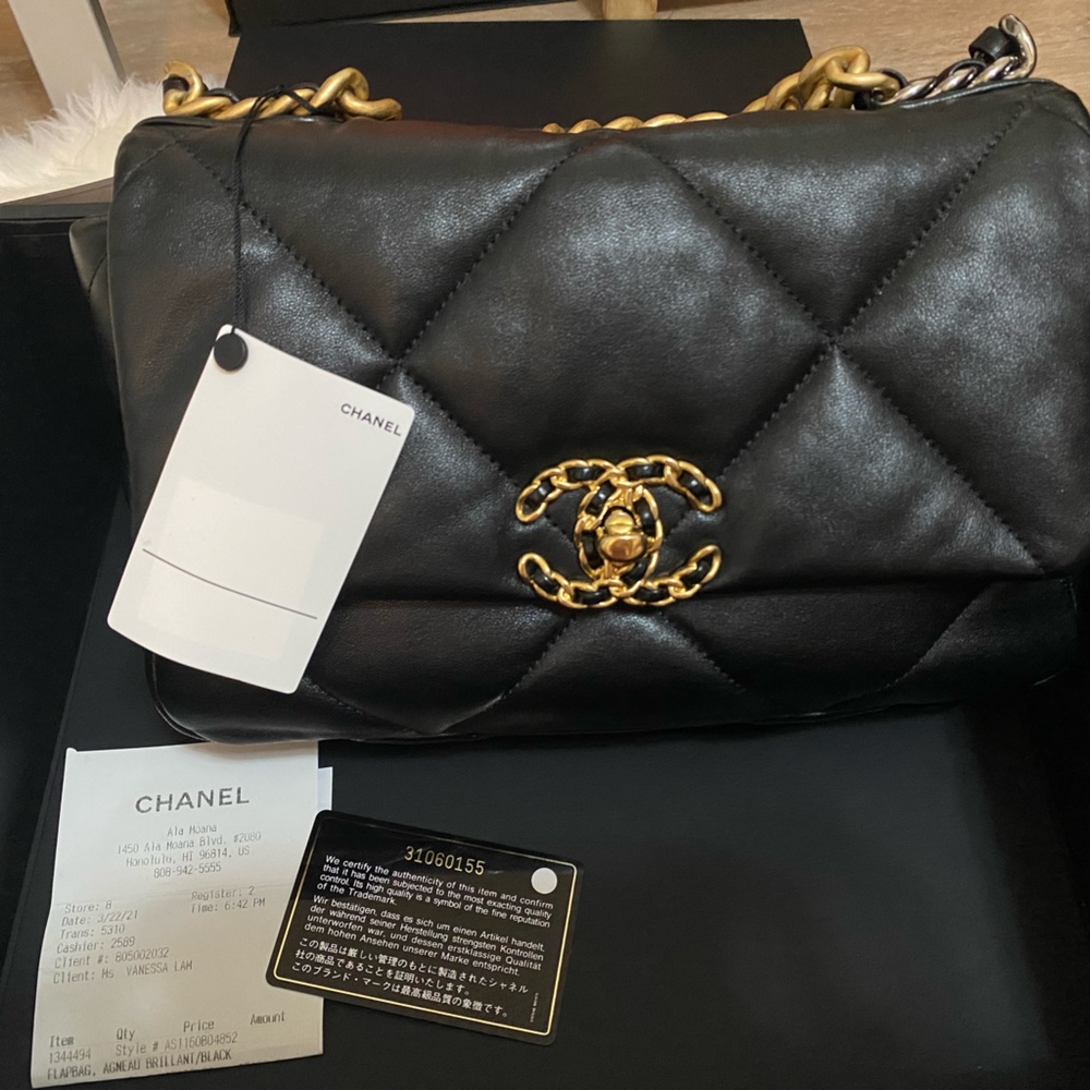 Chanel 19 bag